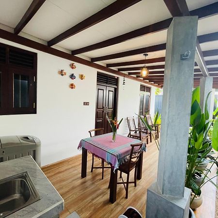 The Nook Hotel Hikkaduwa Exterior foto