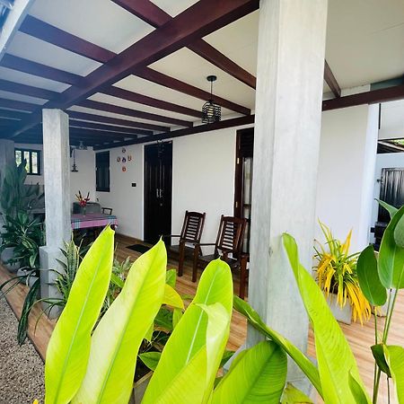 The Nook Hotel Hikkaduwa Exterior foto