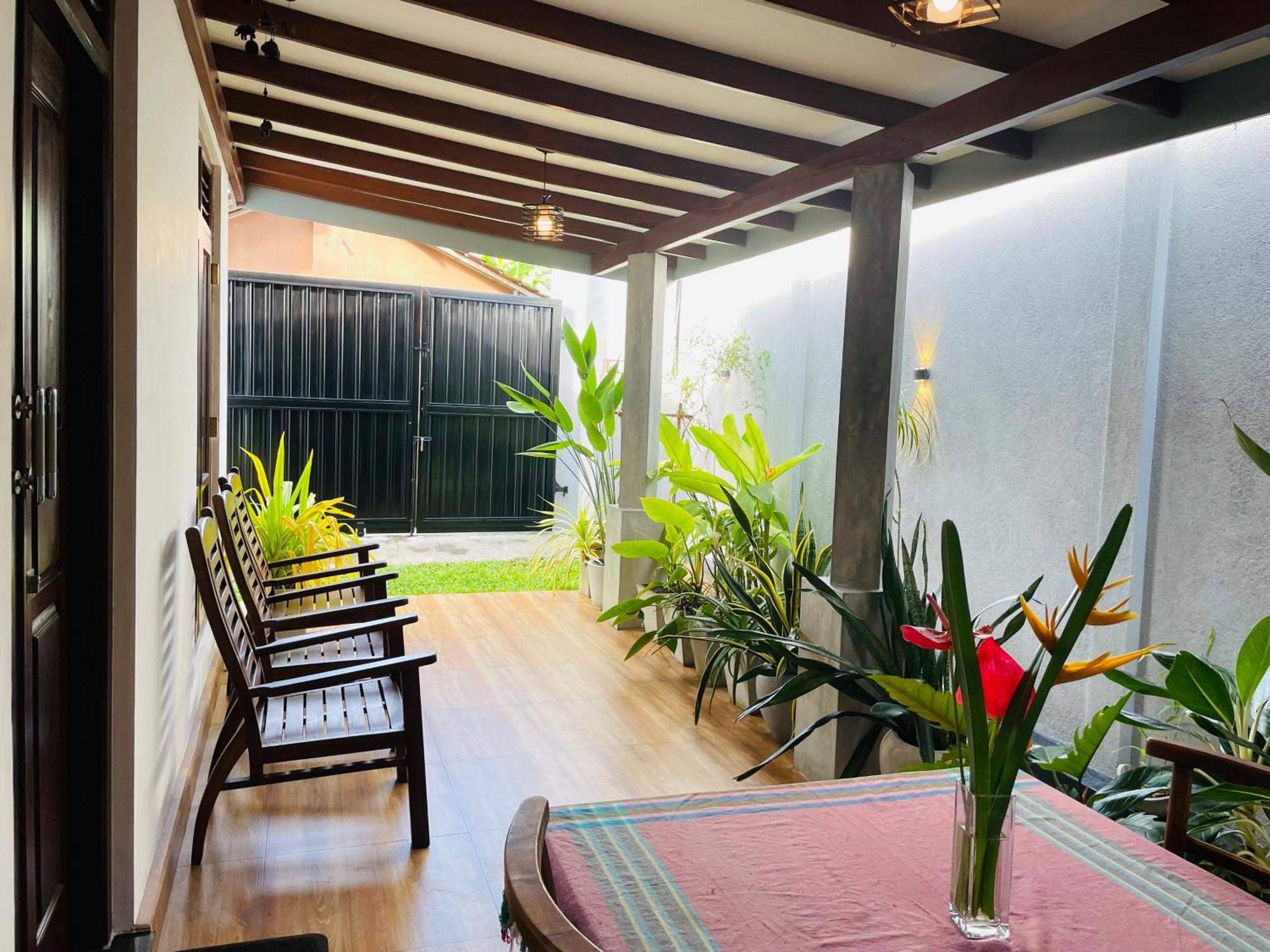 The Nook Hotel Hikkaduwa Exterior foto