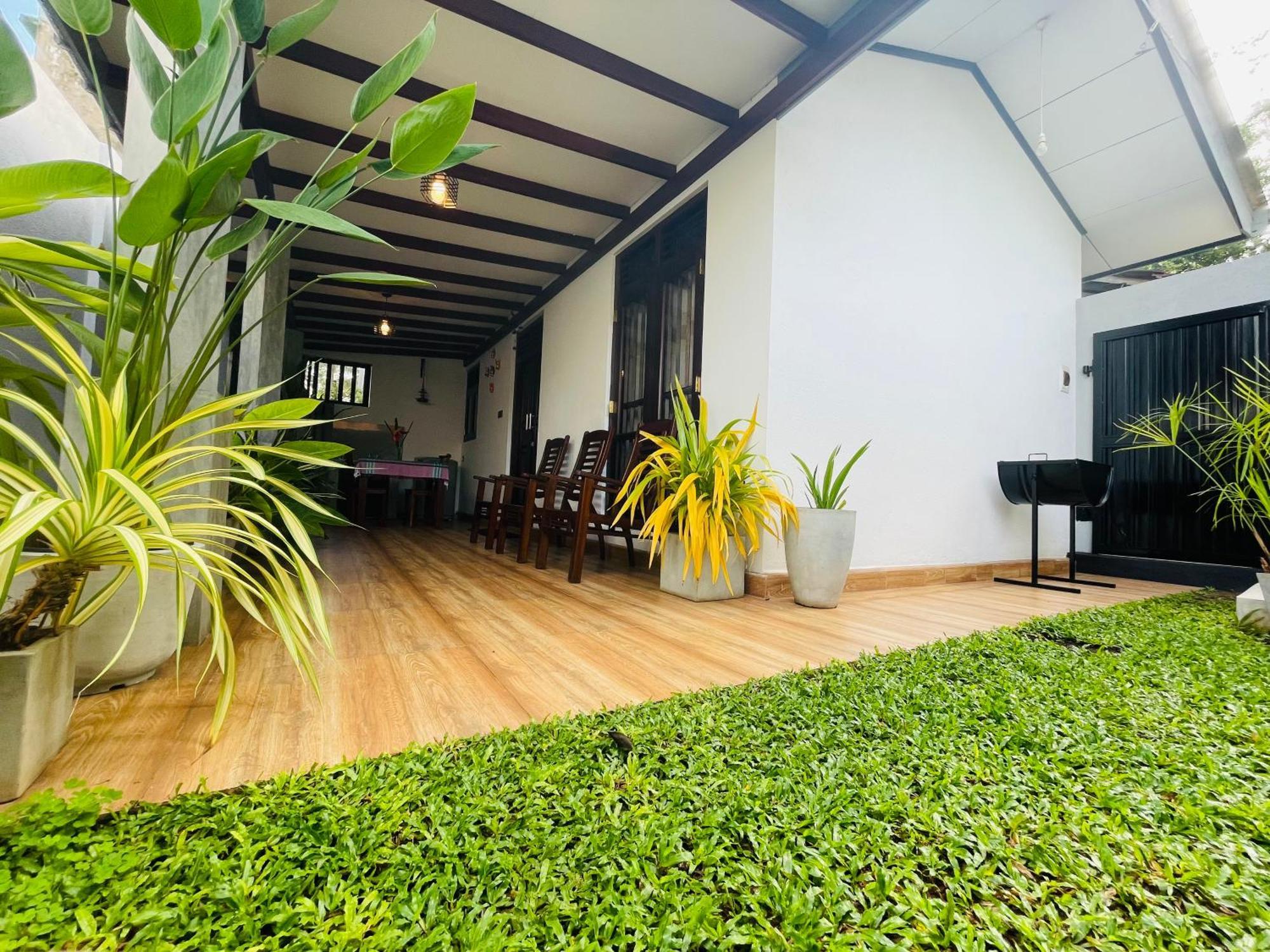 The Nook Hotel Hikkaduwa Exterior foto