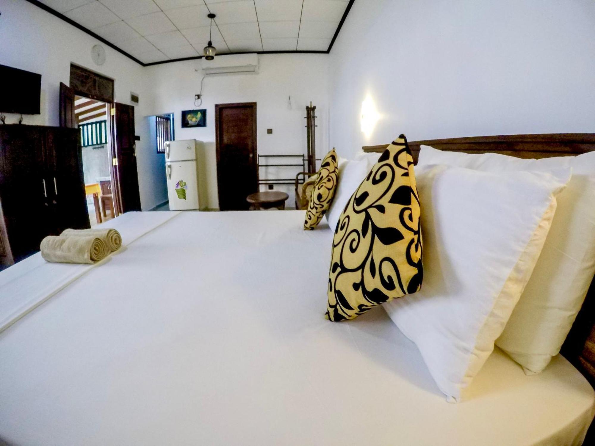 The Nook Hotel Hikkaduwa Exterior foto