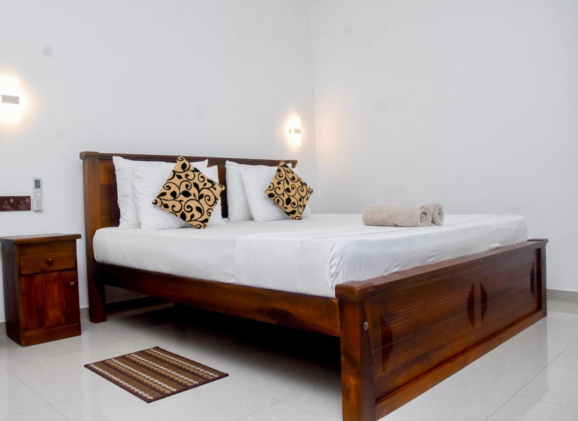 The Nook Hotel Hikkaduwa Exterior foto